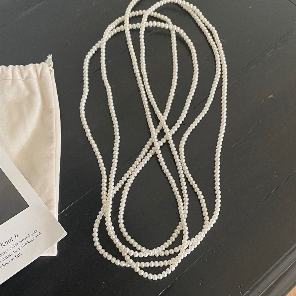 Elegant Pearl Necklace